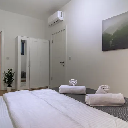 アパート Stylish & Modern 1 Bdr Taksim Living イスタンブール